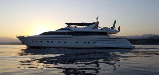 Falcon 102 Motor Yacht Charter Puerto Banus, Marbella