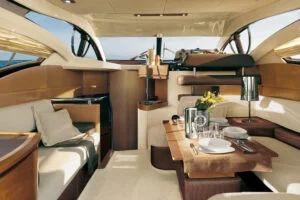 charter_azimut43_14